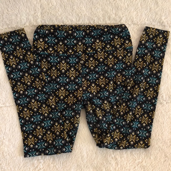 LuLaRoe OS Leggings - Picture 2 of 4